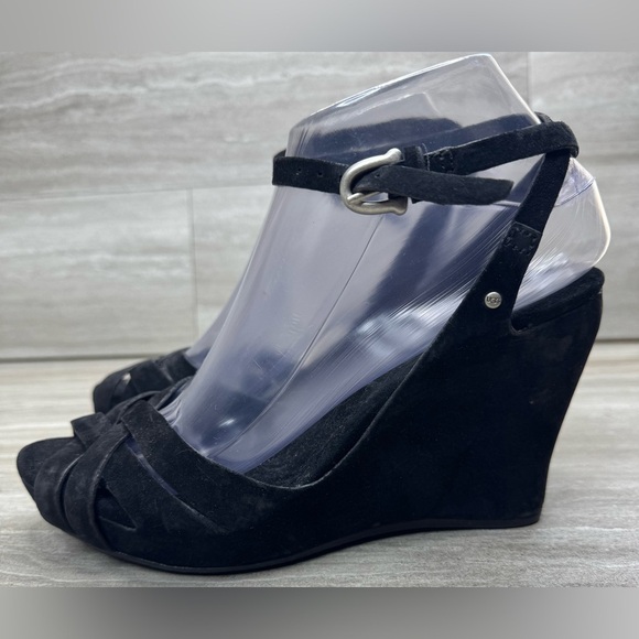 UGG Strappy Black Velvet Suede Wedge Heels Womens Size 7 - Picture 11 of 11